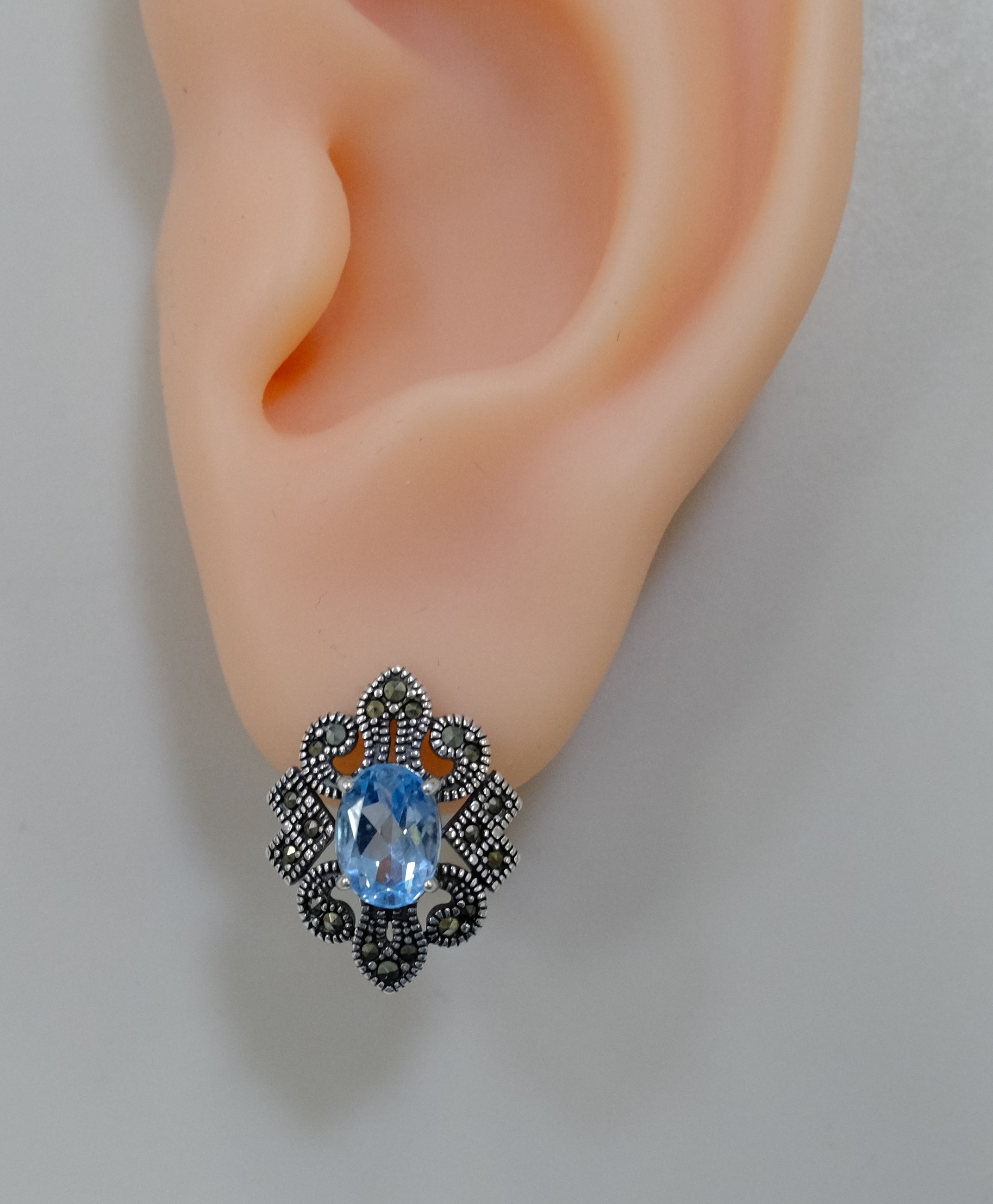 Серебряные серьги с топазами